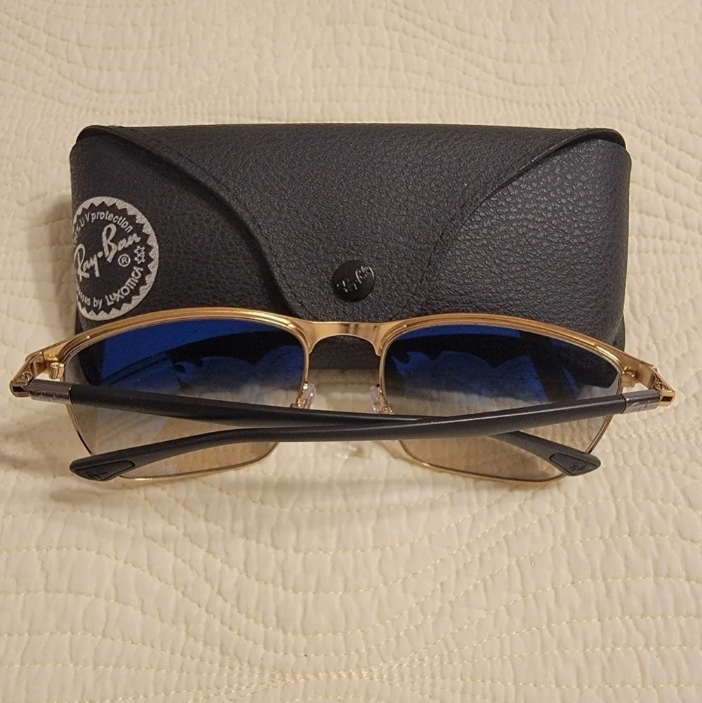 NEW Ray Ban Chromance Sunglasses Model #RB3686 Black on Gold